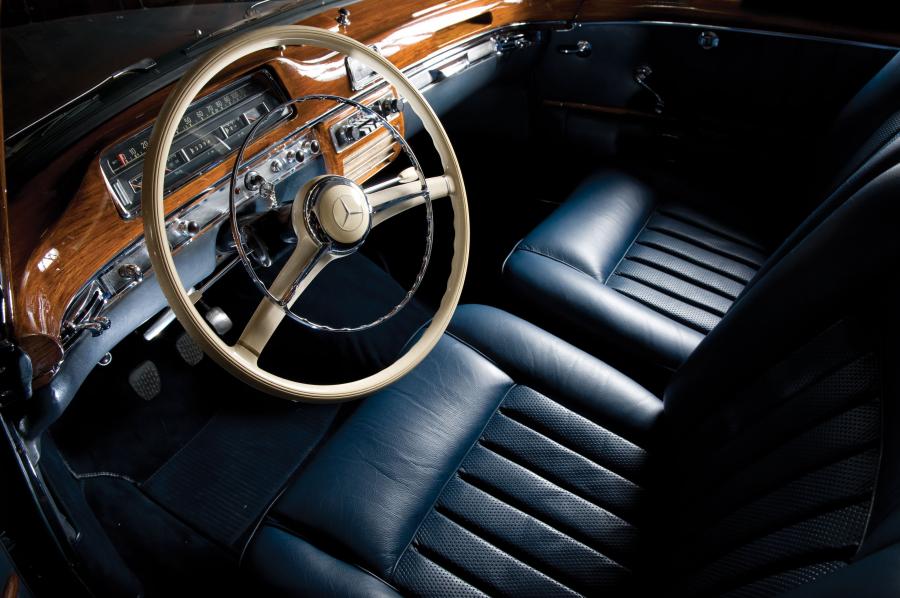  Mercedes-Benz 220 S Cabriolet 1959 года  (фото 5 из 6)